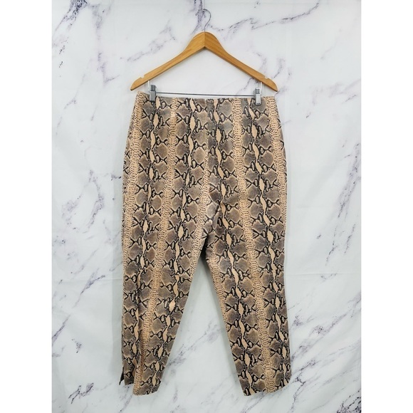 B021 Newport News Vintage Leather Snakeskin Pants - Picture 3 of 3